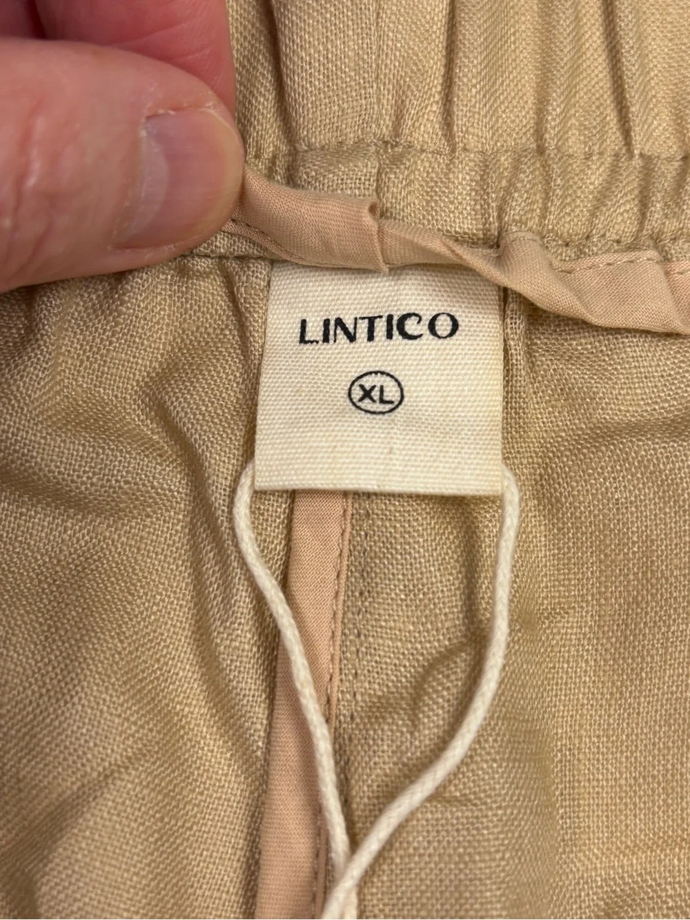 NWT Lintico women’s XL Relaxed Linen-Blend Capris - Beige